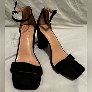 A New Day 4 in Black Block Heels, Size 9.5